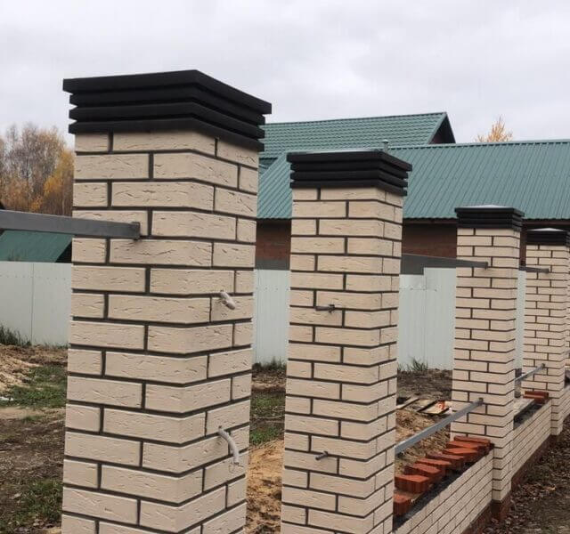 Колпак Zking Бона ХайТек Коричневый на столб 1.5х1.5 кирпича (385х385мм) в Петрозаводске фото